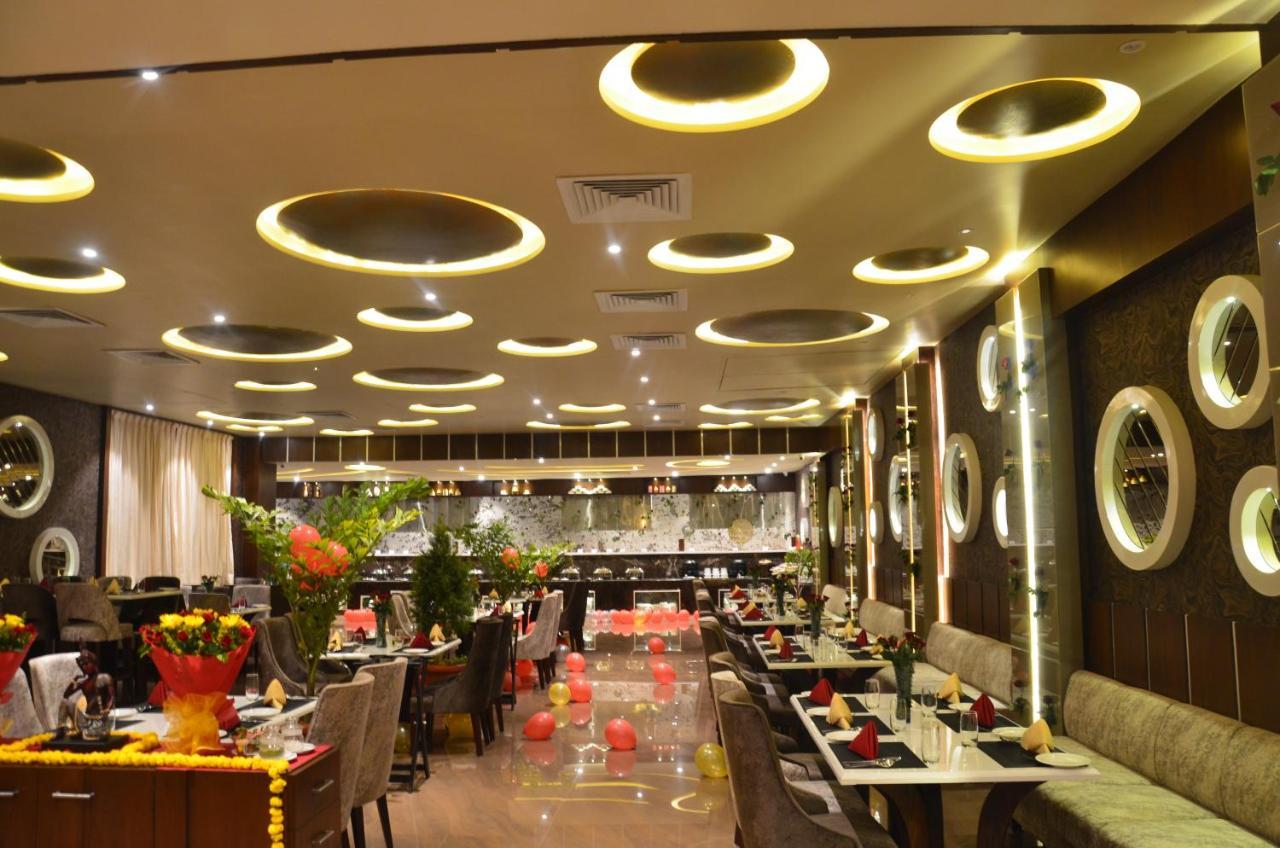 Hotel Prince Viraj จาบัลปูร์ ภายนอก รูปภาพ