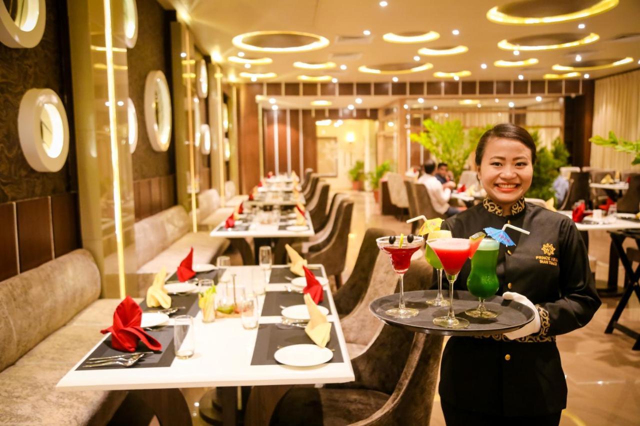 Hotel Prince Viraj จาบัลปูร์ ภายนอก รูปภาพ