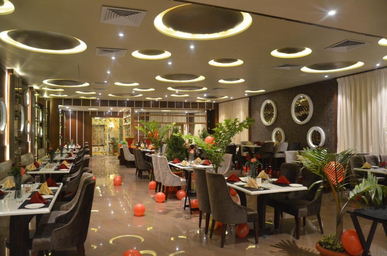 Hotel Prince Viraj จาบัลปูร์ ภายนอก รูปภาพ